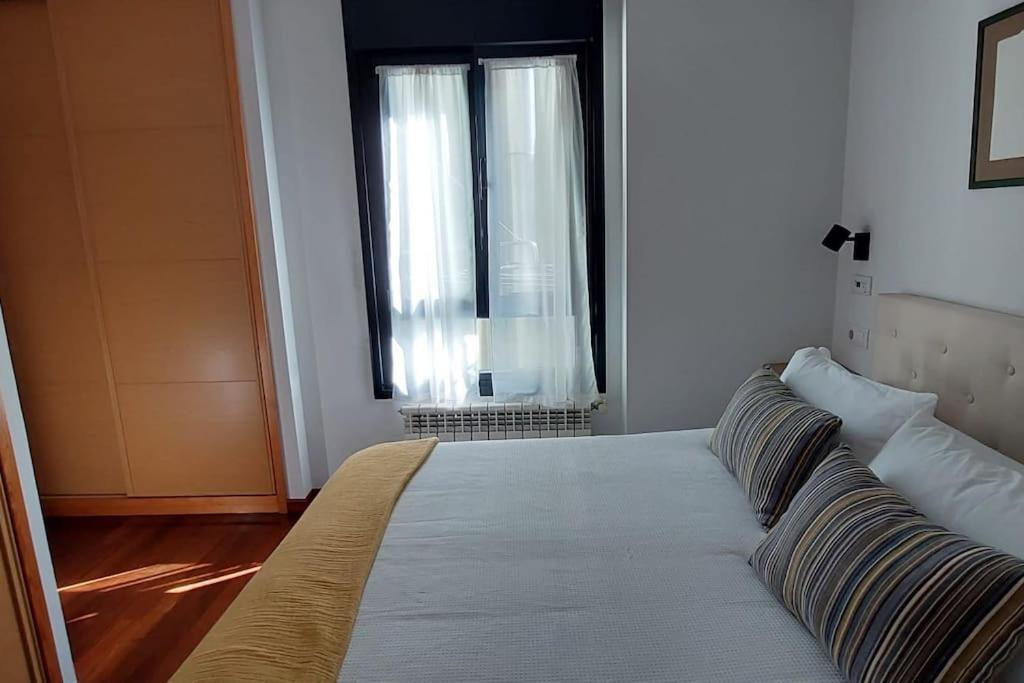 Precioso Apartamento En Cimadevilla Gijón Exterior foto