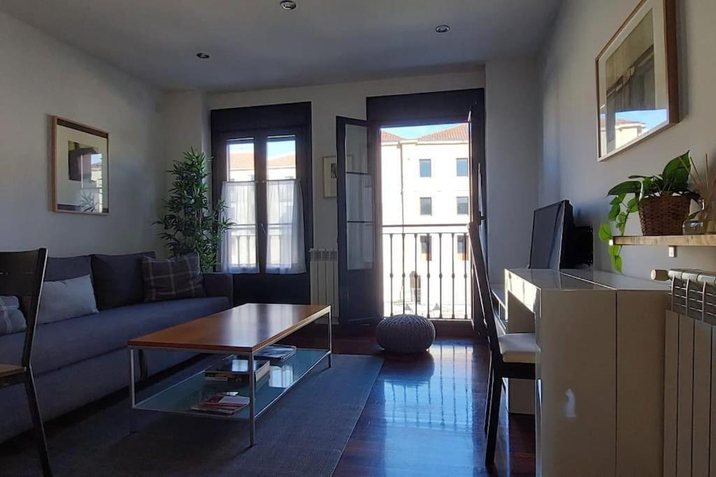 Precioso Apartamento En Cimadevilla Gijón Exterior foto